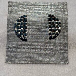Elegant Silver Woven Earrings
